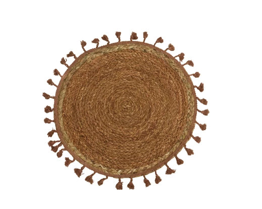 Placemat with tassles