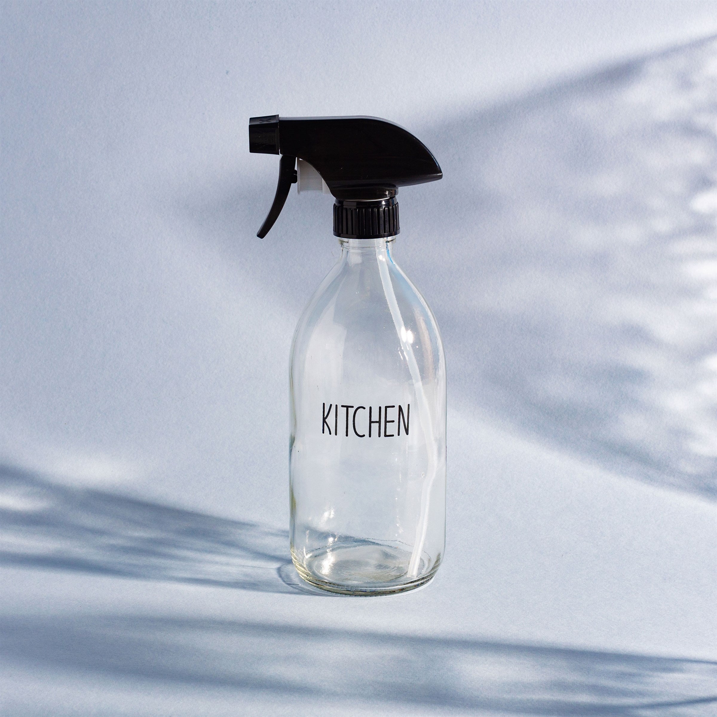Kitchen refillable bottle with spray nozzle
