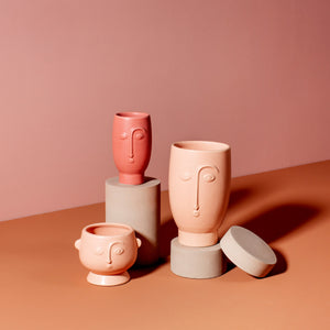 Mini face vase matte red