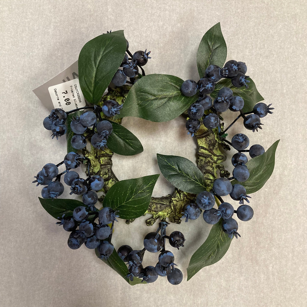 Blueberry candle ring