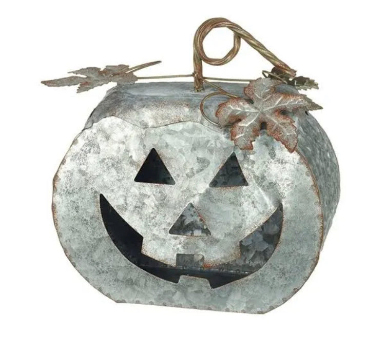 Metal decorative pumpkin